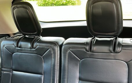 Lincoln Aviator II, 2021 год, 5 560 000 рублей, 14 фотография