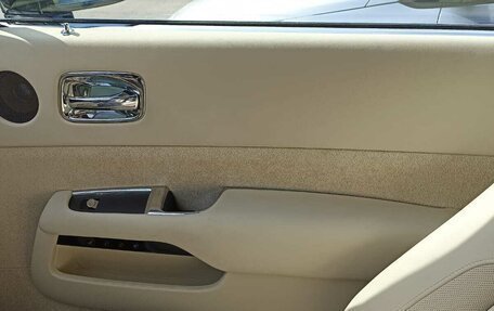 Rolls-Royce Wraith, 2015 год, 20 000 000 рублей, 18 фотография