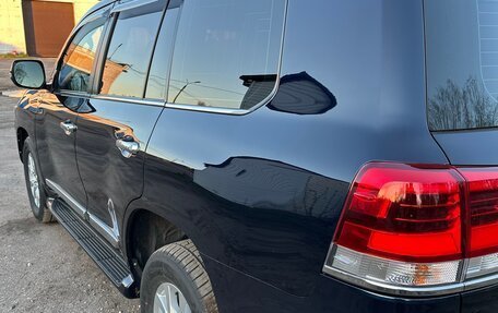 Toyota Land Cruiser 200, 2015 год, 5 400 000 рублей, 4 фотография