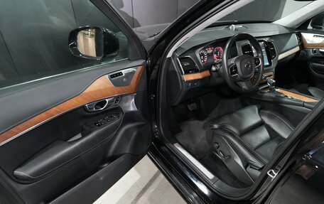Volvo XC90 II рестайлинг, 2019 год, 4 470 000 рублей, 8 фотография