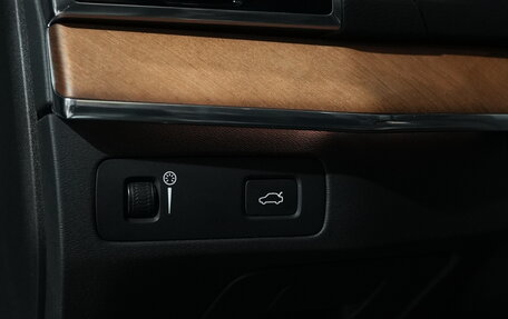 Volvo XC90 II рестайлинг, 2019 год, 4 470 000 рублей, 11 фотография