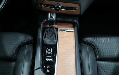 Volvo XC90 II рестайлинг, 2019 год, 4 470 000 рублей, 16 фотография
