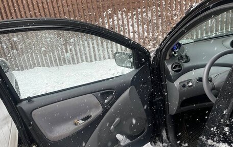 Toyota Echo, 2000 год, 385 000 рублей, 2 фотография