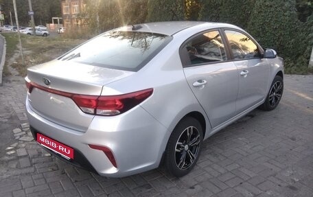 KIA Rio IV, 2018 год, 1 450 000 рублей, 4 фотография