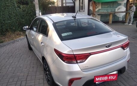 KIA Rio IV, 2018 год, 1 450 000 рублей, 3 фотография