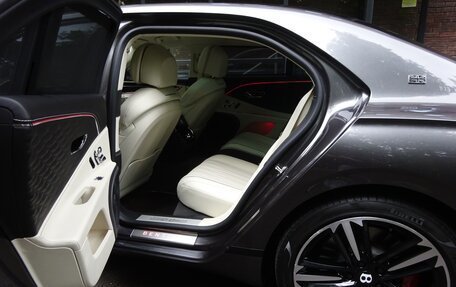 Bentley Flying Spur, 2020 год, 25 500 000 рублей, 7 фотография