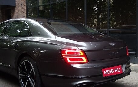 Bentley Flying Spur, 2020 год, 25 500 000 рублей, 8 фотография