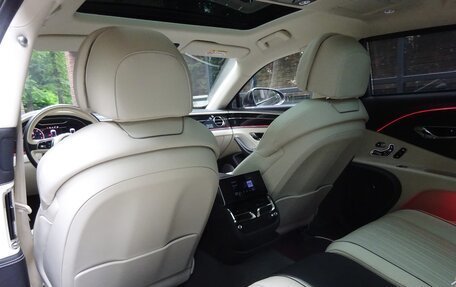 Bentley Flying Spur, 2020 год, 25 500 000 рублей, 29 фотография