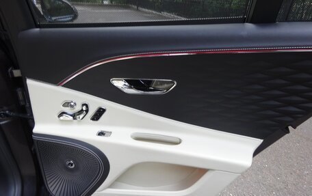 Bentley Flying Spur, 2020 год, 25 500 000 рублей, 37 фотография