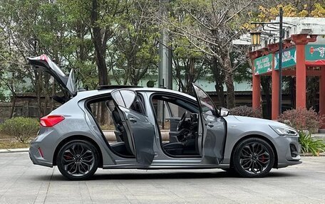 Ford Focus IV, 2022 год, 1 500 275 рублей, 10 фотография