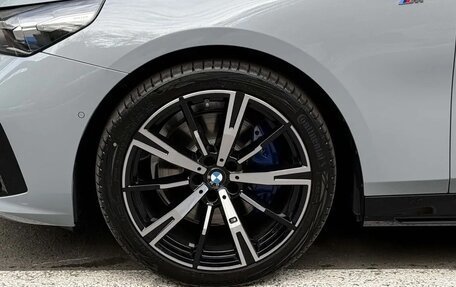 BMW 5 серия, 2025 год, 6 670 000 рублей, 19 фотография