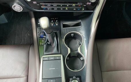 Lexus RX IV рестайлинг, 2022 год, 4 100 000 рублей, 11 фотография