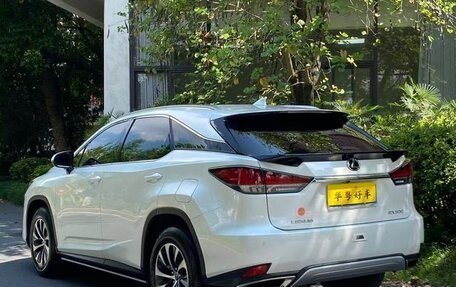 Lexus RX IV рестайлинг, 2022 год, 4 100 000 рублей, 5 фотография