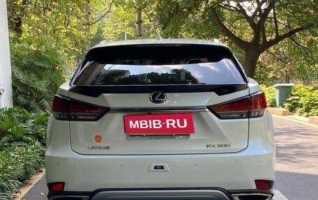 Lexus RX IV рестайлинг, 2022 год, 4 100 000 рублей, 4 фотография