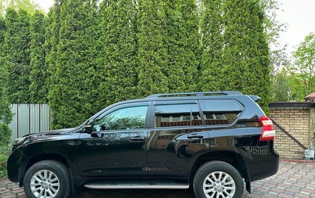 Toyota Land Cruiser Prado 150 рестайлинг 2, 2014 год, 4 200 000 рублей, 6 фотография