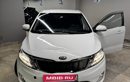 KIA Rio III рестайлинг, 2014 год, 990 000 рублей, 3 фотография
