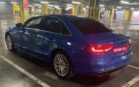 Audi A4, 2012 год, 1 850 000 рублей, 4 фотография
