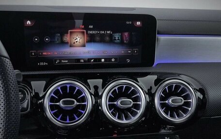 Mercedes-Benz CLA, 2019 год, 2 399 999 рублей, 13 фотография