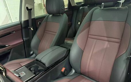 Land Rover Range Rover Evoque II, 2025 год, 5 849 000 рублей, 17 фотография
