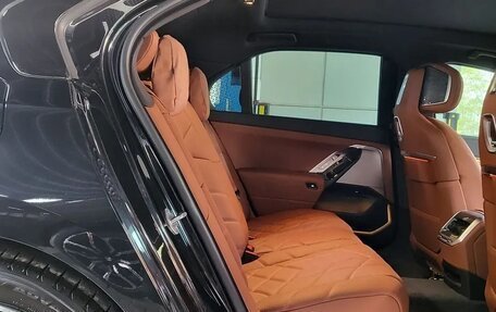 BMW 7 серия, 2024 год, 10 900 000 рублей, 14 фотография
