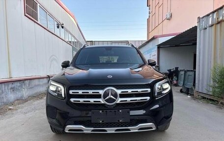 Mercedes-Benz GLB, 2022 год, 3 150 000 рублей, 2 фотография