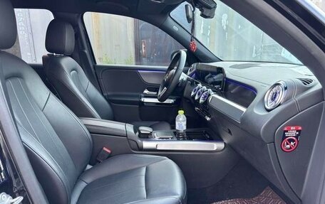 Mercedes-Benz GLB, 2022 год, 3 150 000 рублей, 11 фотография