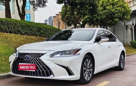 Lexus ES VII, 2022 год, 3 850 000 рублей, 1 фотография