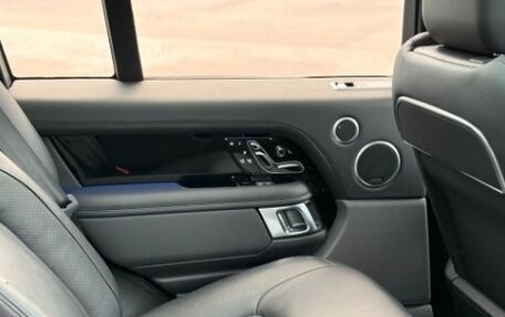 Land Rover Range Rover IV рестайлинг, 2021 год, 24 515 604 рублей, 7 фотография