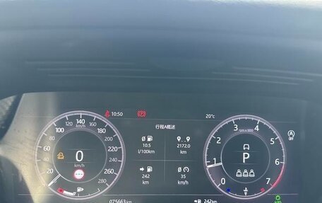 Land Rover Discovery Sport I рестайлинг, 2021 год, 2 550 000 рублей, 26 фотография