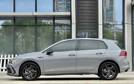 Volkswagen Golf VIII, 2021 год, 2 140 000 рублей, 8 фотография
