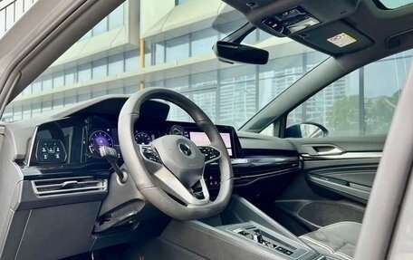 Volkswagen Golf VIII, 2021 год, 2 140 000 рублей, 11 фотография