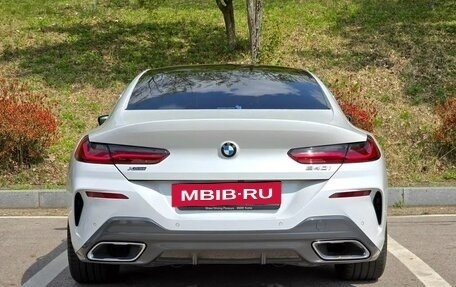 BMW 8 серия, 2022 год, 7 550 000 рублей, 4 фотография