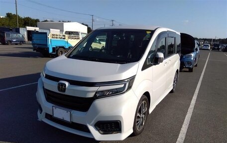 Honda Stepwgn IV, 2017 год, 2 380 000 рублей, 6 фотография