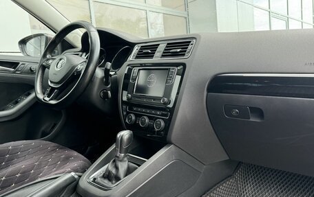 Volkswagen Jetta VI, 2018 год, 1 580 000 рублей, 6 фотография
