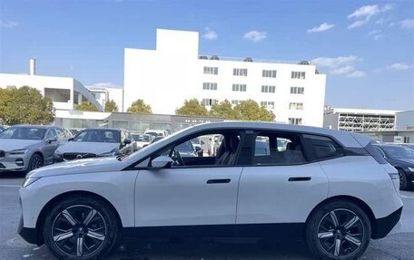 BMW iX, 2023 год, 5 600 000 рублей, 3 фотография