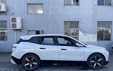 BMW iX, 2023 год, 5 600 000 рублей, 4 фотография