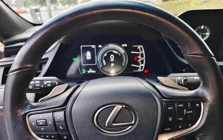 Lexus ES VII, 2022 год, 3 850 000 рублей, 18 фотография