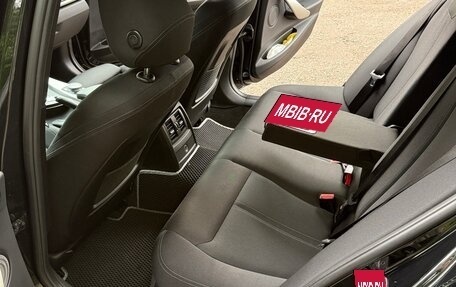 BMW 3 серия, 2018 год, 2 550 000 рублей, 3 фотография