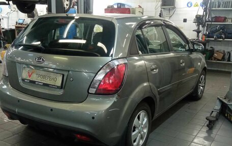 KIA Rio II, 2011 год, 661 000 рублей, 3 фотография