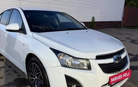Chevrolet Cruze II, 2013 год, 870 000 рублей, 2 фотография
