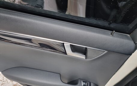 Mercedes-Benz C-Класс, 2011 год, 1 411 000 рублей, 4 фотография