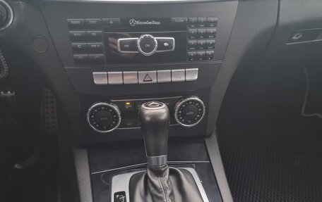 Mercedes-Benz C-Класс, 2011 год, 1 411 000 рублей, 7 фотография
