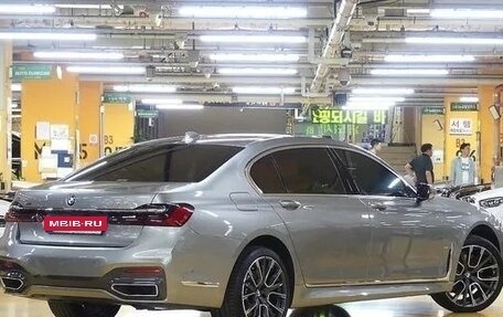 BMW 7 серия, 2022 год, 6 200 000 рублей, 2 фотография