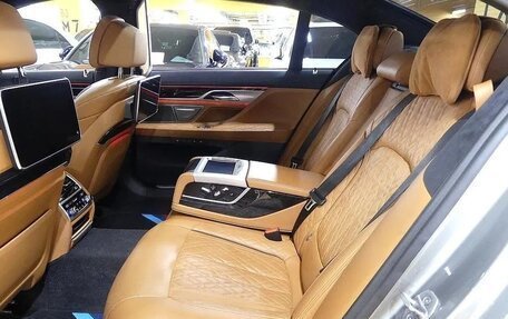 BMW 7 серия, 2022 год, 6 200 000 рублей, 14 фотография