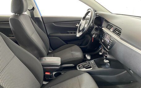 KIA Rio IV, 2018 год, 839 000 рублей, 11 фотография