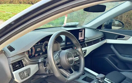 Audi A4, 2022 год, 2 846 666 рублей, 7 фотография