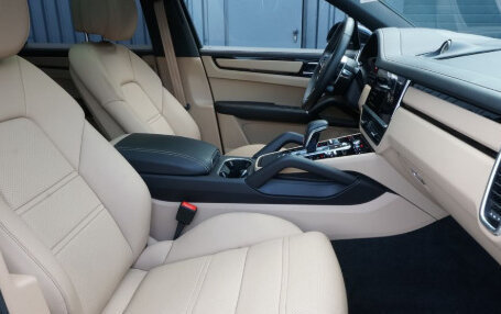 Porsche Cayenne III, 2022 год, 8 402 558 рублей, 10 фотография