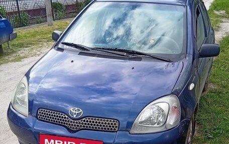 Toyota Yaris I рестайлинг, 1999 год, 350 000 рублей, 1 фотография