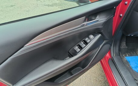 Mazda 6, 2020 год, 2 300 000 рублей, 13 фотография