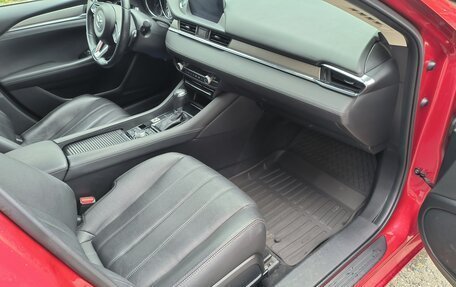 Mazda 6, 2020 год, 2 300 000 рублей, 15 фотография